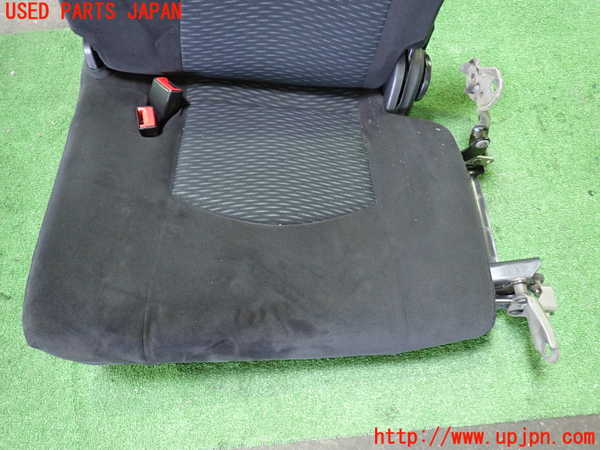 1UPJ-33367265]セレナ Sハイブリッド(HC26)左3列目シート 中古_m0003.jpg
