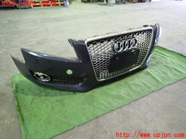 1UPJ-33371010]アウディ・A5(8TCDNF)フロントバンパー 中古_m0001.jpg