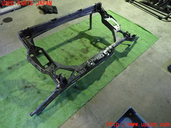 1UPJ-33371041]アウディ・A5(8TCDNF)コアサポート 中古_m0002.jpg