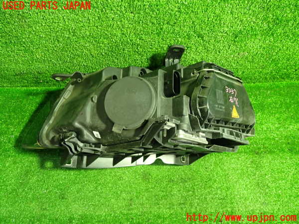 1UPJ-33371130]アウディ・A5(8TCDNF)右ヘッドライト HID 中古_m0004.jpg