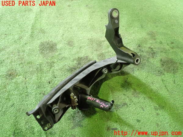 1UPJ-33371142]アウディ・A5(8TCDNF)左ヘッドライトリム 中古_m0002.jpg