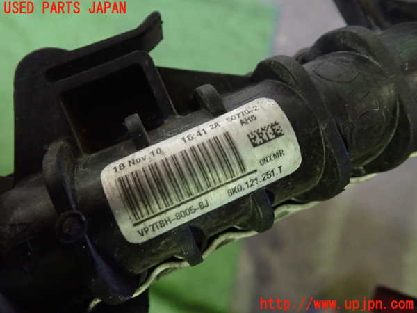 1UPJ-33372321]アウディ・A5(8TCDNF)ラジエーター1 中古_m0002.jpg