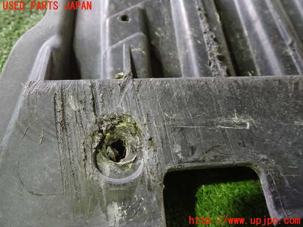 1UPJ-33371722]アウディ・A5(8TCDNF)アンダーカバー2 中古_m0002.jpg