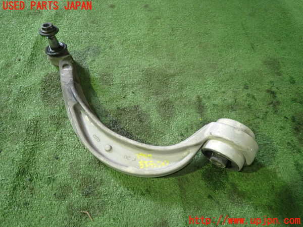 1UPJ-33375320]アウディ・A5(8TCDNF)左フロントテンションロッド 中古_m0001.jpg