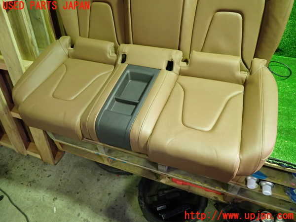 1UPJ-33377385]アウディ・A5(8TCDNF)リアシート 中古_m0002.jpg