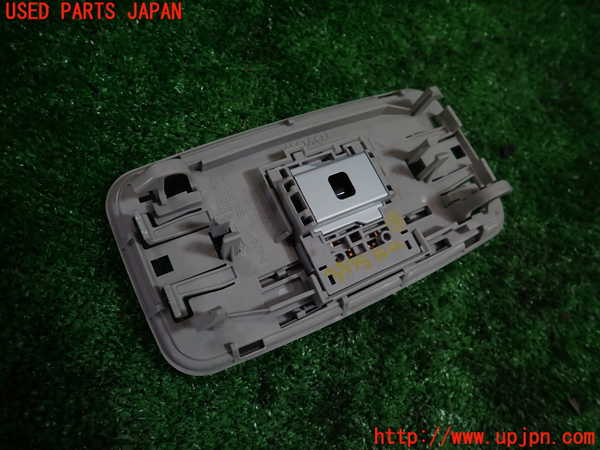 1UPJ-33386412]カローラ アクシオ(NZE161)ルームランプ2 中古_m0002.jpg