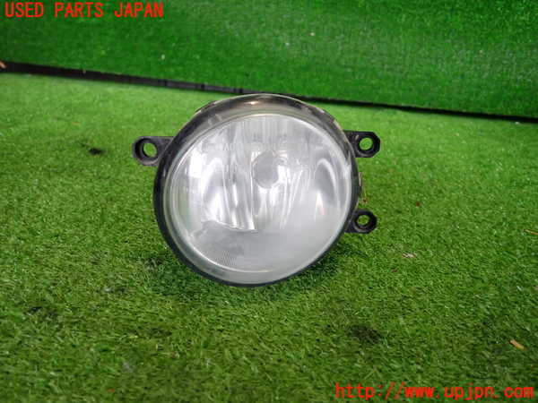 2UPJ-33391182]レクサス・CT200h(ZWA10)左フォグ 中古_m0001.jpg