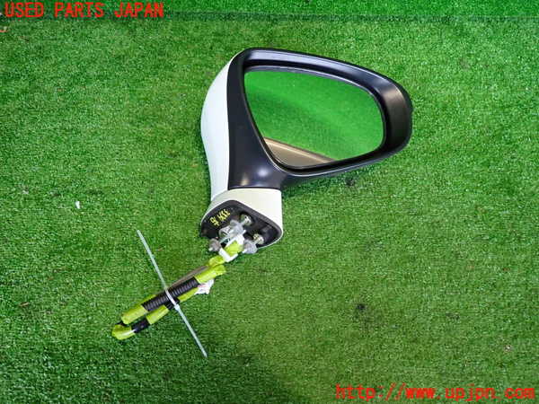 2UPJ-33391210]レクサス・CT200h(ZWA10)右ドアミラー 中古_m0001.jpg
