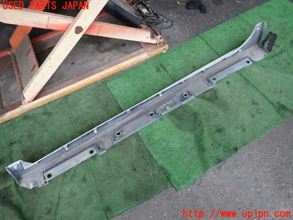 2UPJ-33391390]レクサス・CT200h(ZWA10)右サイドステップ 中古_m0005.jpg