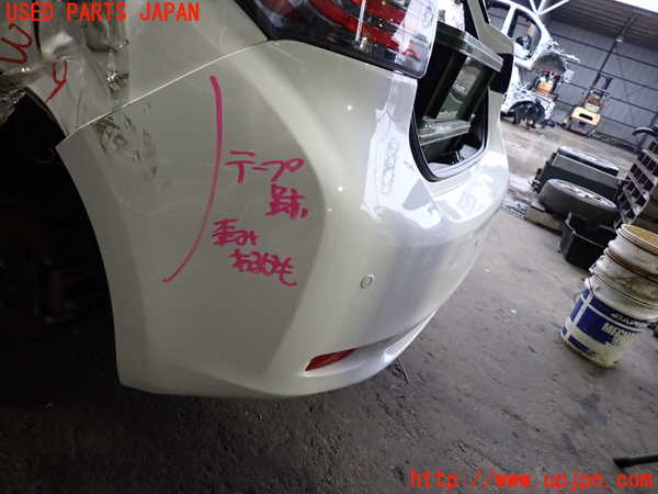 2UPJ-33391610]レクサス・CT200h(ZWA10)リアバンパー 中古_m0002.jpg
