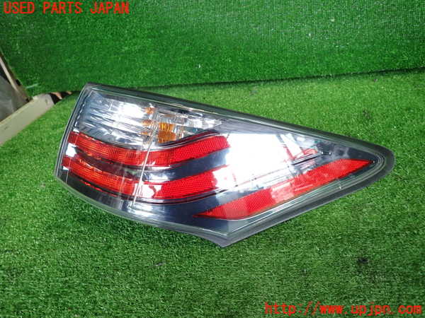 2UPJ-33391530]レクサス・CT200h(ZWA10)右テールランプ 中古_m0002.jpg