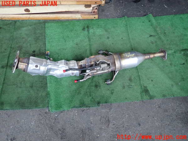 2UPJ-33392661]レクサス・CT200h(ZWA10)触媒1 中古_m0001.jpg