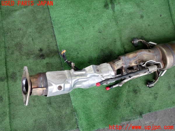 2UPJ-33392661]レクサス・CT200h(ZWA10)触媒1 中古_m0002.jpg