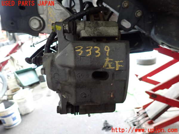 2UPJ-33394085]レクサス・CT200h(ZWA10)左フロントキャリパー 中古_m0001.jpg