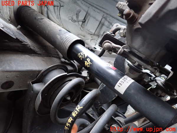 2UPJ-33395070]レクサス・CT200h(ZWA10)右リアショックアブソーバー 中古_m0001.jpg