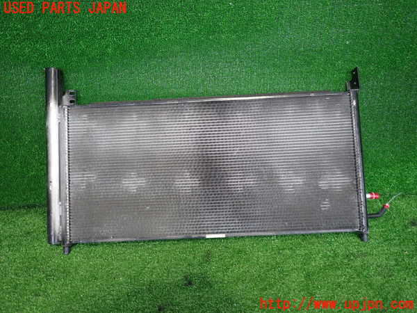 2UPJ-33396031]レクサス・CT200h(ZWA10)エアコンコンデンサー1 中古_m0002.jpg