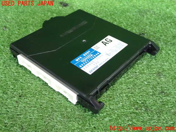 2UPJ-33396147]レクサス・CT200h(ZWA10)コンピューター2 中古_m0001.jpg