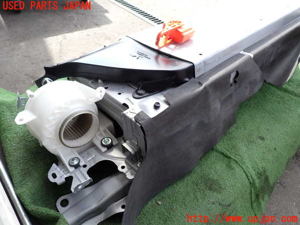 2UPJ-33396911]レクサス・CT200h(ZWA10)ハイブリッドバッテリー1 中古_m0002.jpg