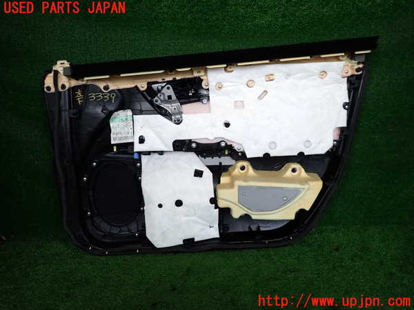 2UPJ-33391264]レクサス・CT200h(ZWA10)左前ドア内張り 中古_m0002.jpg