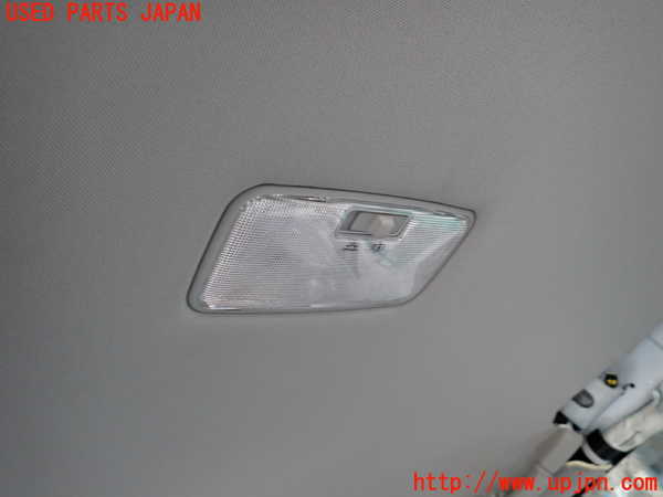 2UPJ-33396412]レクサス・CT200h(ZWA10)ルームランプ2 (真中 ) 中古_m0001.jpg