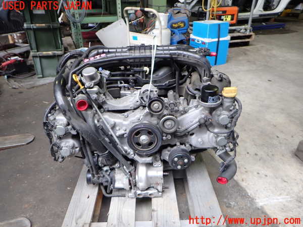 2UPJ-33402010]レヴォーグ(VM4)エンジン FB16 4WD 中古_m0001.jpg