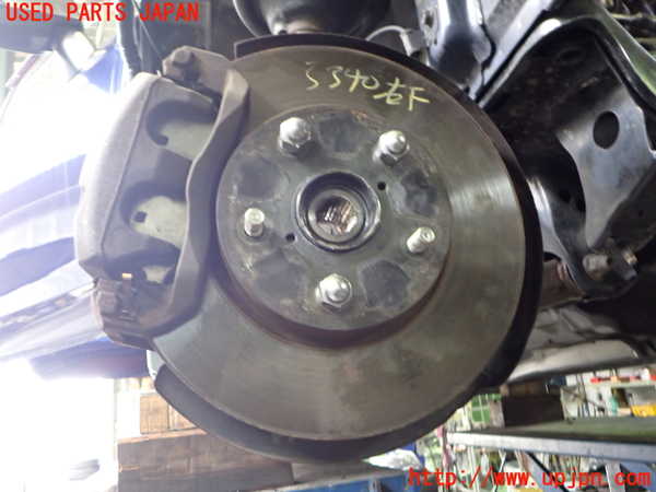 2UPJ-33404290]レヴォーグ(VM4)右フロントナックルハブ 中古_m0002.jpg