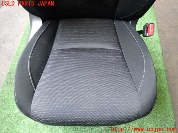2UPJ-33407035]レヴォーグ(VM4)運転席シート 中古_m0003.jpg