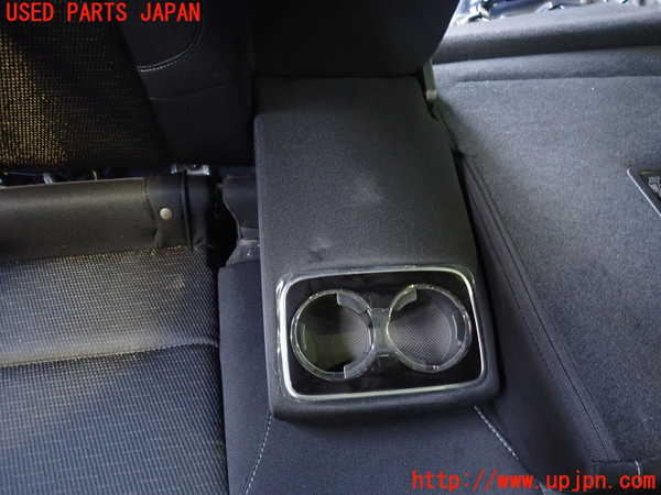 2UPJ-33407385]レヴォーグ(VM4)リアシート 中古_m0004.jpg