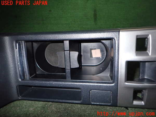 2UPJ-33407540]レヴォーグ(VM4)センターコンソール 中古_m0003.jpg