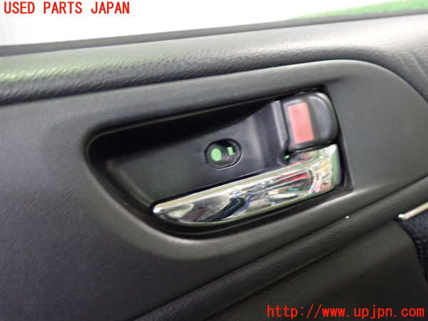 2UPJ-33401294]レヴォーグ(VM4)右後ドア内張り 中古_m0002.jpg