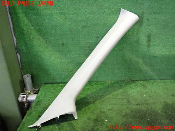 2UPJ-33407655]レヴォーグ(VM4)右フロントピラートリム 中古_m0001.jpg