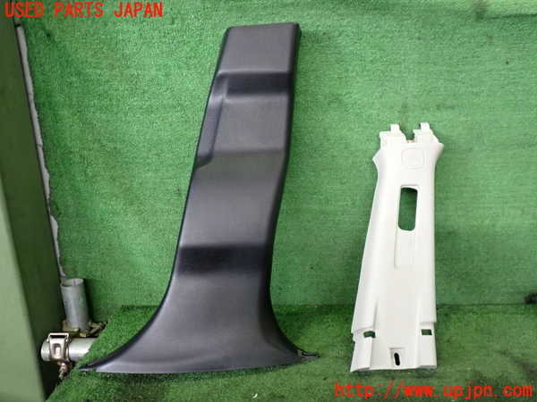 2UPJ-33407665]レヴォーグ(VM4)右センターピラートリム 中古_m0001.jpg