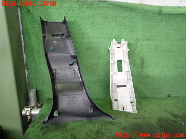 2UPJ-33407665]レヴォーグ(VM4)右センターピラートリム 中古_m0002.jpg