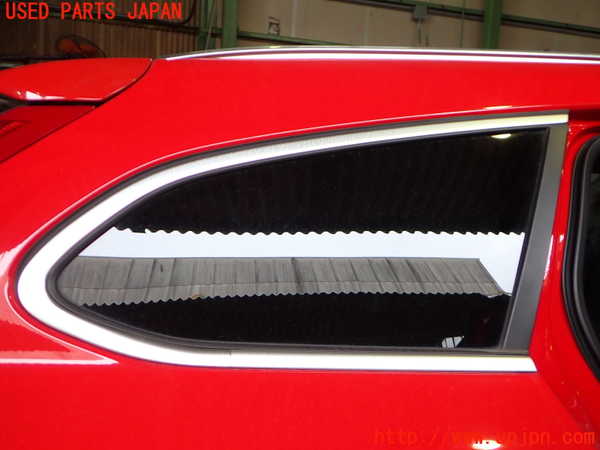 2UPJ-33411380]ボルボ・V60(FB4164T)右クォーターガラス (43R-001667) 中古_m0001.jpg