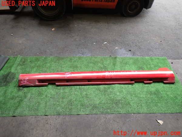 2UPJ-33411392]ボルボ・V60(FB4164T)左サイドステップ 中古_m0001.jpg