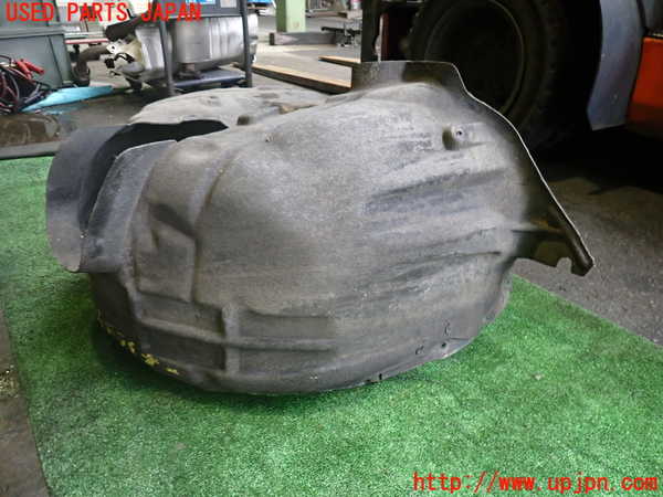 2UPJ-33411092]ボルボ・V60(FB4164T)左前フェンダーライナー 中古_m0003.jpg