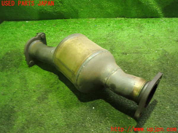 2UPJ-33412661]ボルボ・V60(FB4164T)触媒1 中古_m0002.jpg