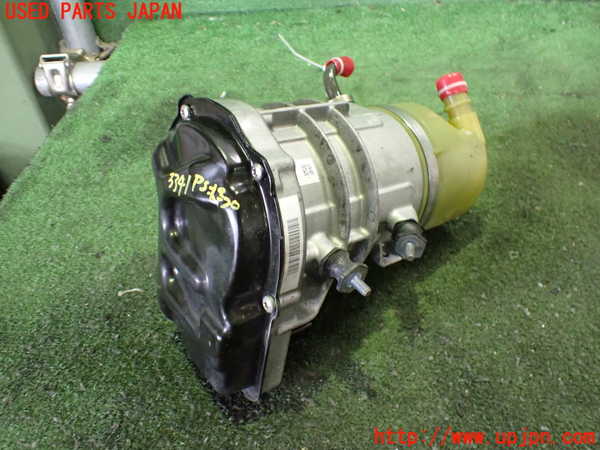 2UPJ-33414250]ボルボ・V60(FB4164T)パワステポンプ 中古_m0001.jpg