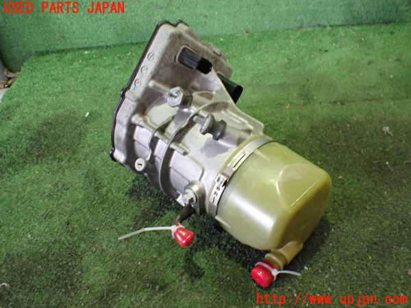 2UPJ-33414250]ボルボ・V60(FB4164T)パワステポンプ 中古_m0002.jpg