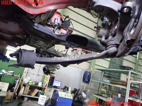 2UPJ-33415176]ボルボ・V60(FB4164T)右フロントロアアーム1 中古_m0001.jpg