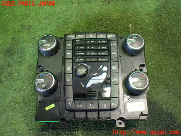 2UPJ-33416066]ボルボ・V60(FB4164T)エアコンスイッチ1 中古_m0001.jpg