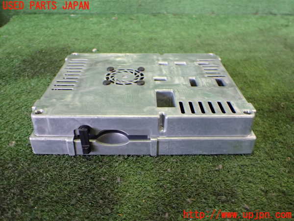 2UPJ-33416660]ボルボ・V60(FB4164T)TVチューナー 中古_m0002.jpg