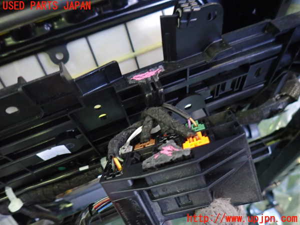 2UPJ-33417065]ボルボ・V60(FB4164T)助手席シート 中古_m0005.jpg