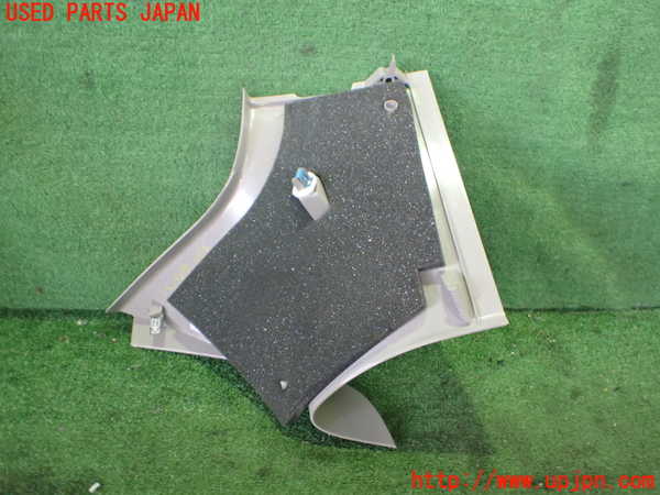 2UPJ-33417675]ボルボ・V60(FB4164T)右リアピラートリム 中古_m0003.jpg