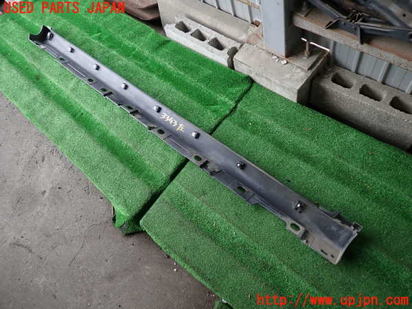 2UPJ-33431392]キャスト アクティバ(LA250S)左サイドステップ 中古_m0003.jpg