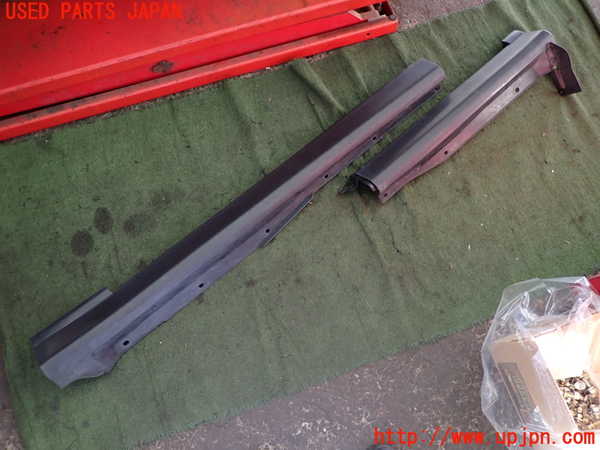 2UPJ-33441392]クラウン マジェスタ(JZS177)左サイドステップ 中古_m0001.jpg