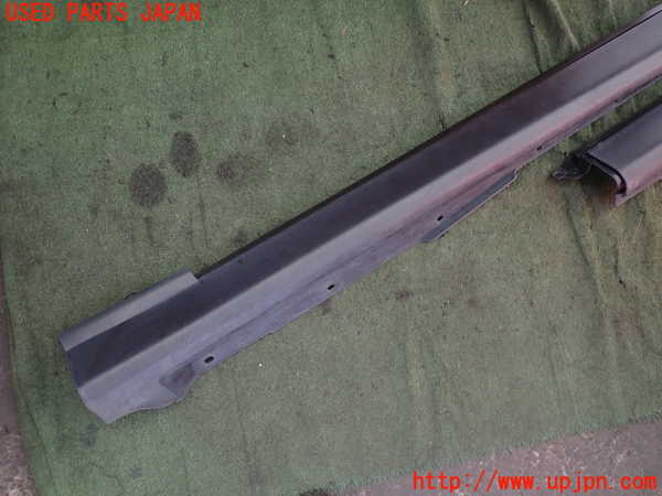 2UPJ-33441392]クラウン マジェスタ(JZS177)左サイドステップ 中古_m0002.jpg