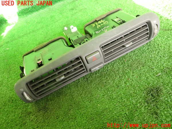 2UPJ-33447526]クラウン マジェスタ(JZS177)エアコン吹き出し口1 (ジャンク品)(真中) 中古_m0001.jpg