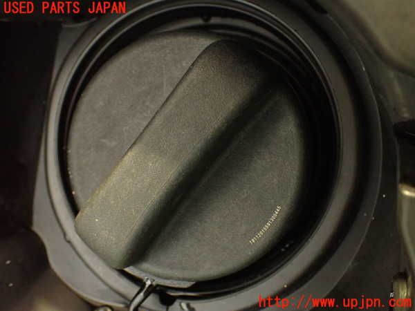 2UPJ-33451690]レクサス・IS300h(AVE30)フューエルリッド 中古_m0004.jpg