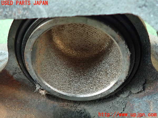 2UPJ-33454085]レクサス・IS300h(AVE30)左フロントキャリパー 中古_m0004.jpg